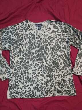 Susan Graver Style Black & Gray Sparkle Leopard Print V‑Neck Sweater Woman's XL